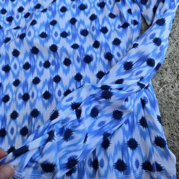 G/Fore Women’s XS Blue White Ikat Print Quarter 1/4 Zip Pullover Top Golf Tennis - Picture 2 of 12